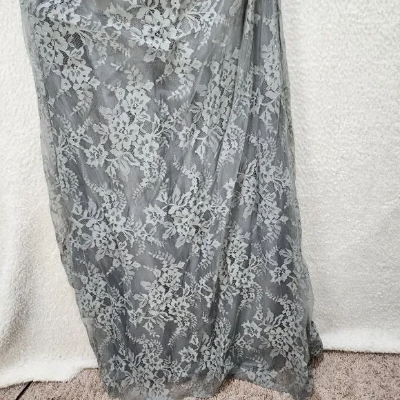 La Femme Portrait Neck Lace Gown Women's 14 Platinum Embellished Rhinestones - Picture 4 of 15